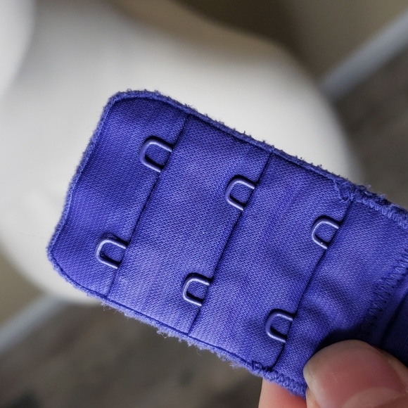 Victoria's Secret Women's Lace Brace Unlined Bra Size 34D - Picture 7 of 10